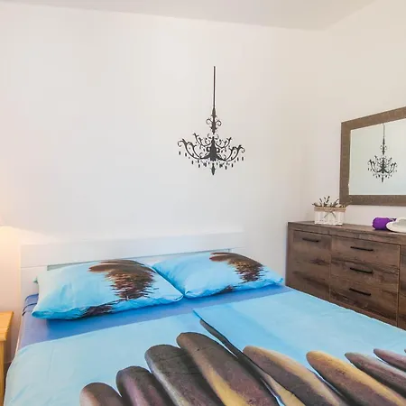 Alida Apartment